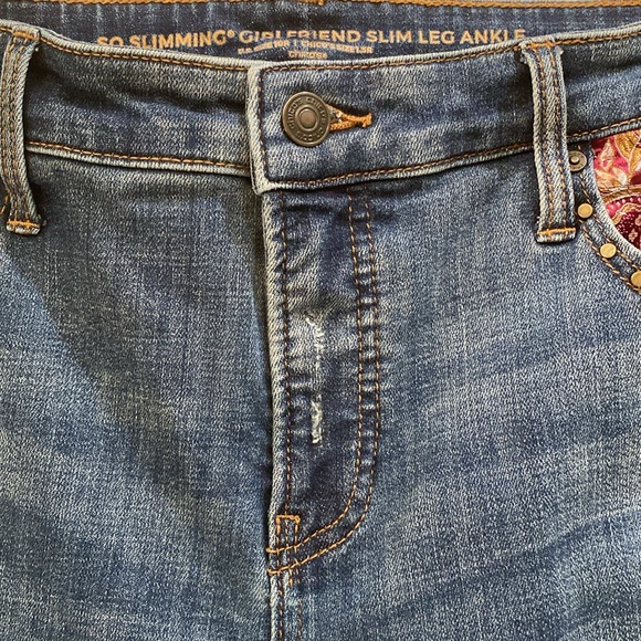 Girlfriend patchwork ankle jeans - Picture 7 of 16